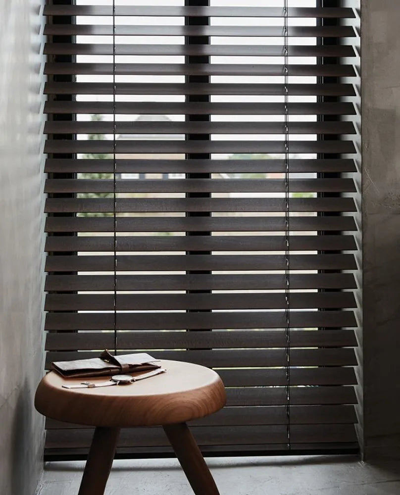 תריס ונציאני 100% עץ טבעי שלבים עבים 5 ס”מ